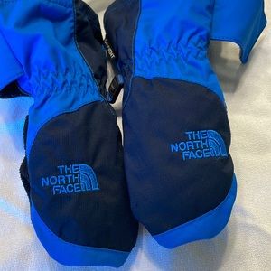 Toddler snow mittens